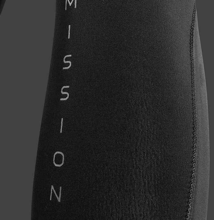 MISSION 6.5 HOODED GBS FZ neilpryde detail nazev windsurfingkarlin 2024